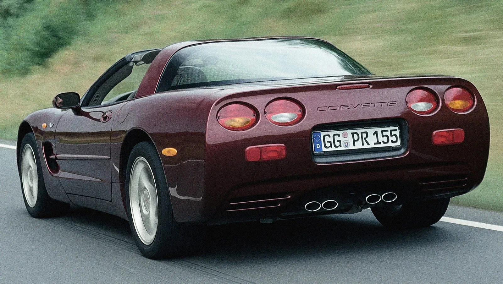 Click to Enlarge-Esc to Close Corvette Generations/C5/C5 2000 PURPLE REAR.webp